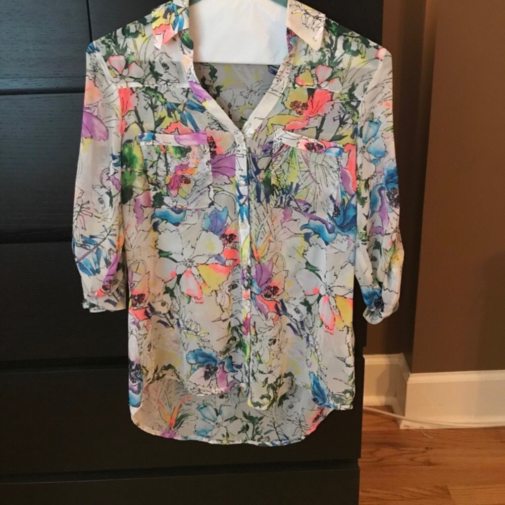 Summery button down shirt